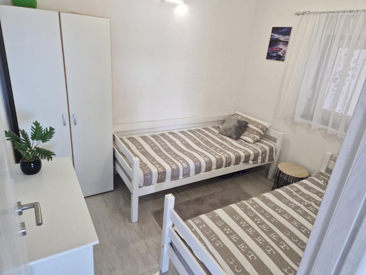 Amazing Sea View Apartman Omiš Kültér fotó